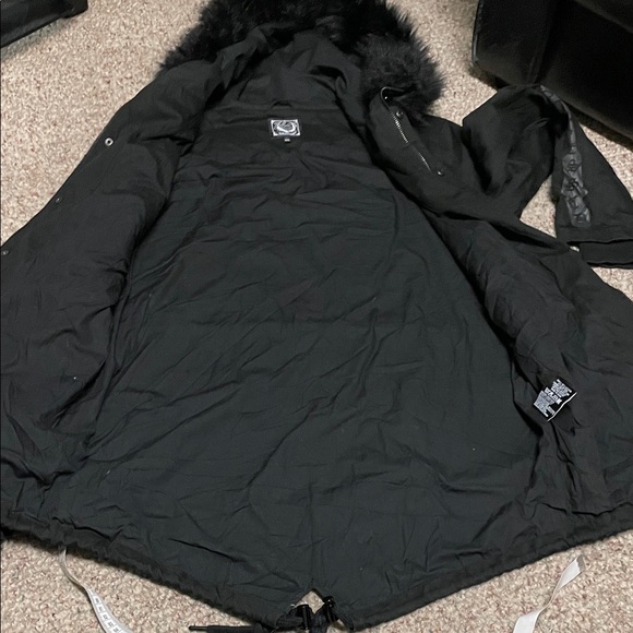 Killerstar unisex Black faux fur trimmed Hooded Jacket with toggle waist - new - Picture 14 of 16